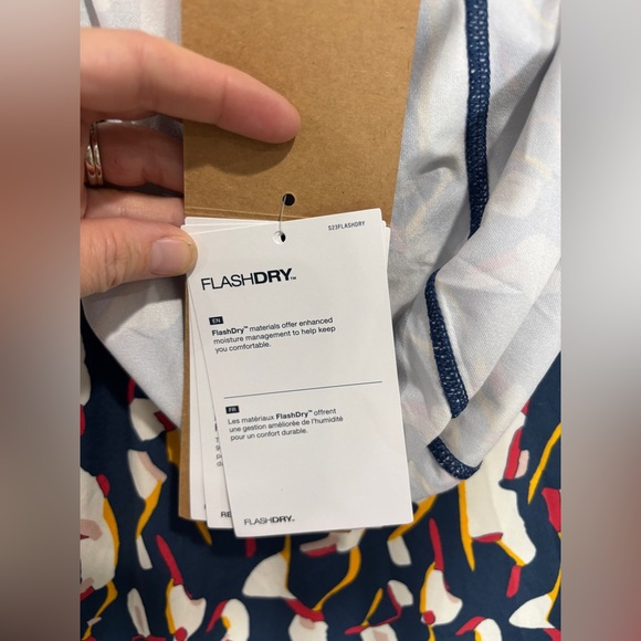 NEW! North Face Men’s Water Hoodie Large flash dry UPF 40 outdoor adventure L - Picture 8 of 12